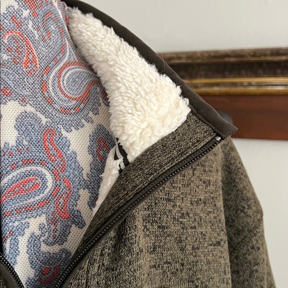 Men’s Orvis 1/4 Zip Sherpa Lined Pullover - Picture 5 of 10